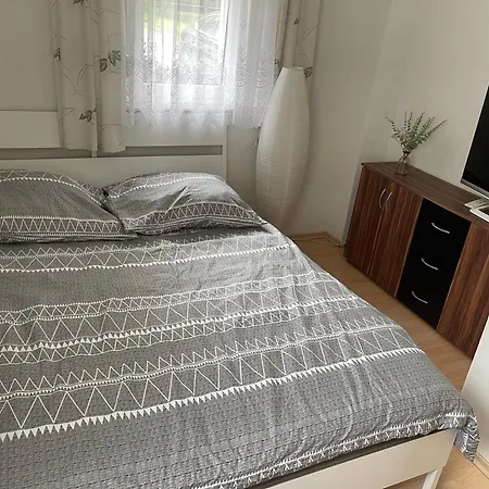 Holiday home Tor Zum Wald Hahnichen